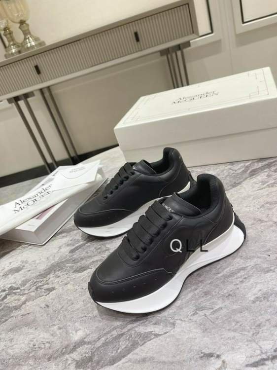 Picture of Alexander McQueen Shoes _SKUAlexanderMcQueensz35-44LL0412344